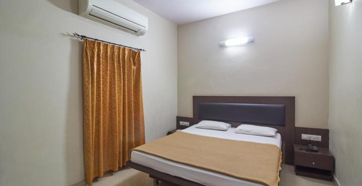 Airlines Hotel Мисор Екстериор снимка
